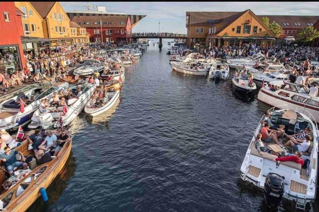 Moblert I Det Fineste Stedet I Byen Kristiansand